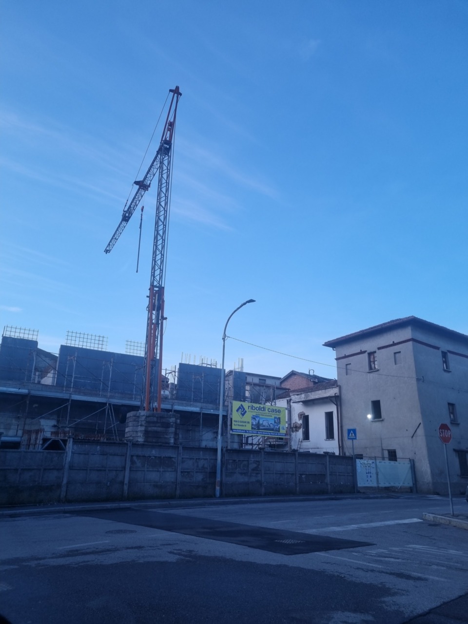 L’avvocato Beacco «contesta»  la nuova palazzina e fa   ricorso al Presidente Mattarella