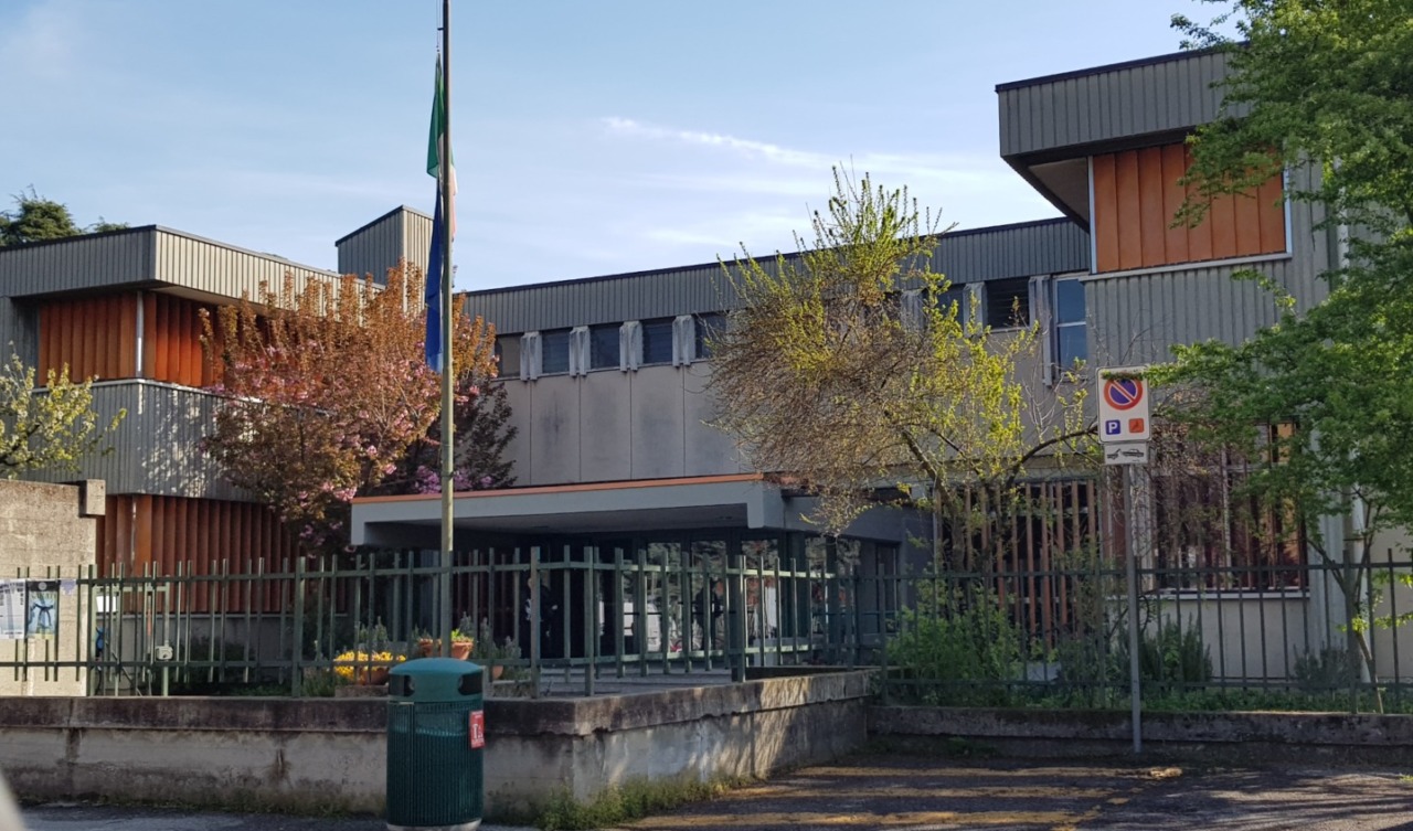 Arcore piange una storica docente della scuola media “Stoppani”