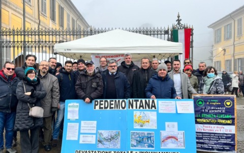 Pedemontana, scontro al veleno tra il sindaco Bono e il Pd sulla Tratta “D”