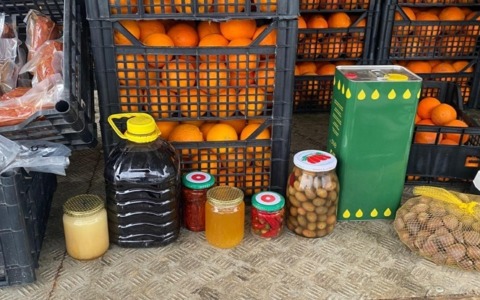 Quintali di arance (e non solo) non tracciabili vendute su un camion