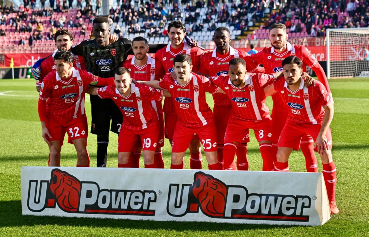 Monza – Juve Stabia in diretta: Hernani ispira, Cutrone tira, Confente para