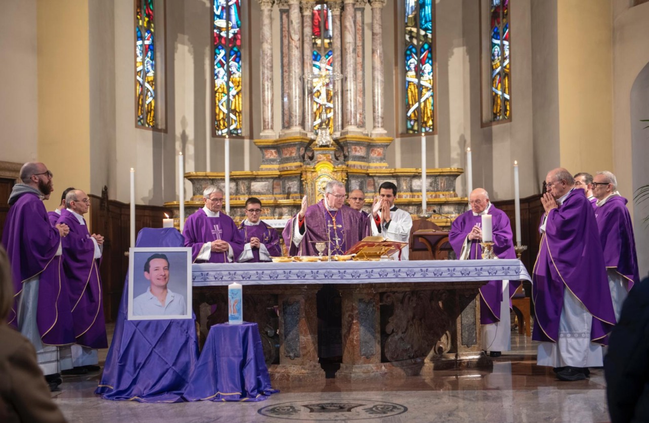 Parolin a cinque anni dalla morte di Luca Attanasio: “Raccogliamo la sua eredità per un mondo di pace”