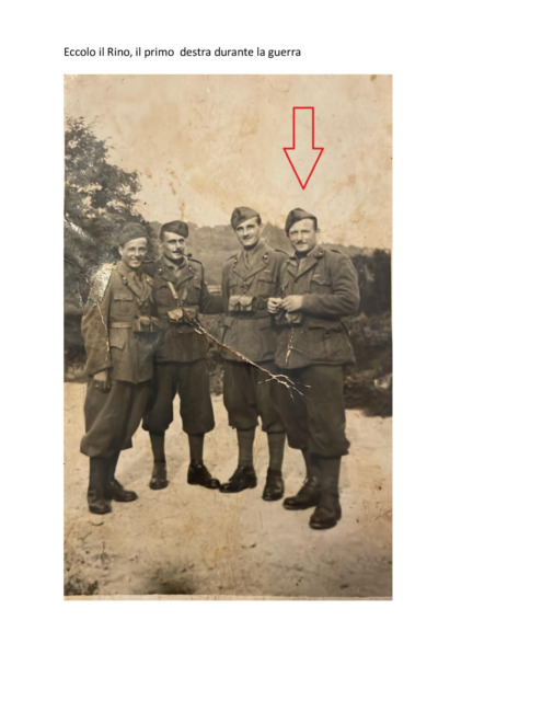 Il Rino, il primo a destra durante la guerra