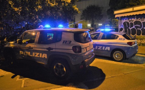 Controlli nei pubblici esercizi, riscontrate irregolarità in un locale