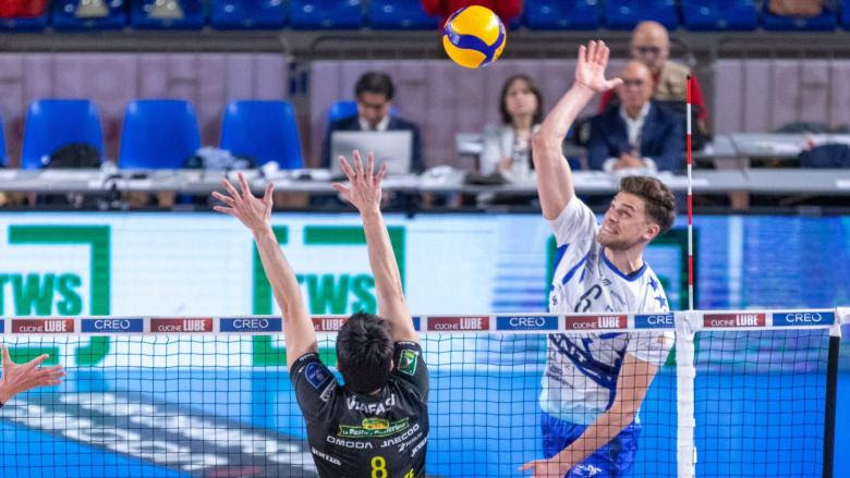 Civitanova ferma la Vero Volley Monza. Ai play off c’è Perugia