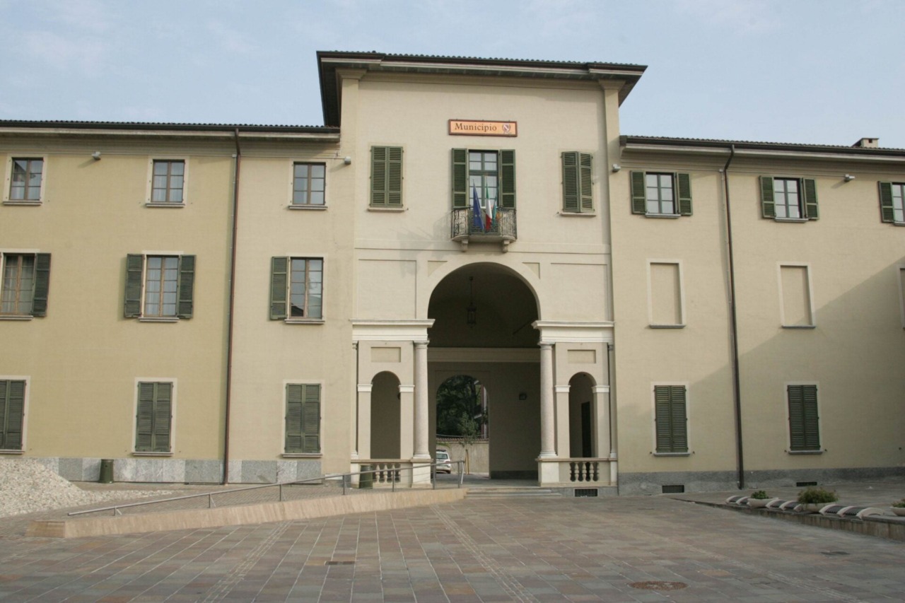 “Il Comune che abbraccia”: la rivoluzione della gentilezza parte da Concorezzo