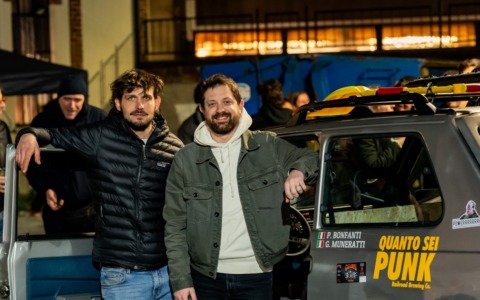 La sfida nel Sahara su una vecchia “Panda”: l’impresa di due “non-meccanici” brianzoli