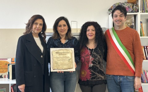Intitolata alla compianta maestra la biblioteca della primaria