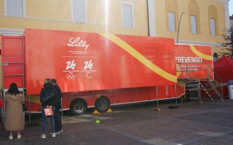 “Io prevengo”: il truck della salute di Lilly a Monza