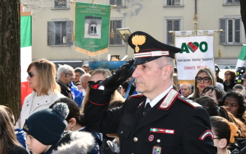 Carate Brianza conferisce la cittadinanza onoraria all’Arma e un premio al carabiniere eroe