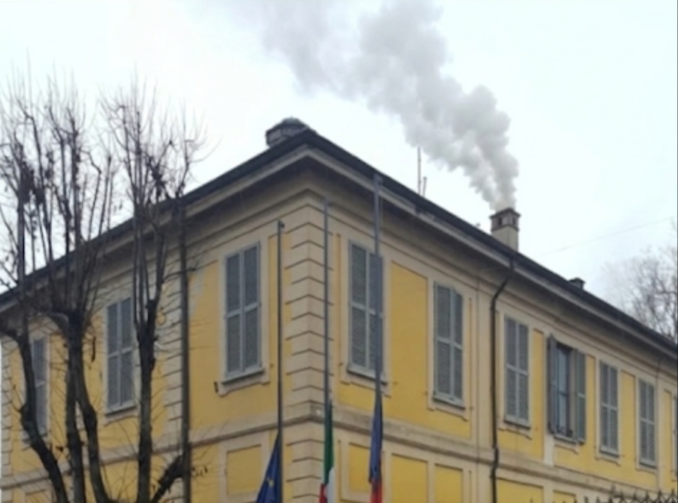 13 marzo: da San Pietro ad Arcore, quando la “fumata è bianca”