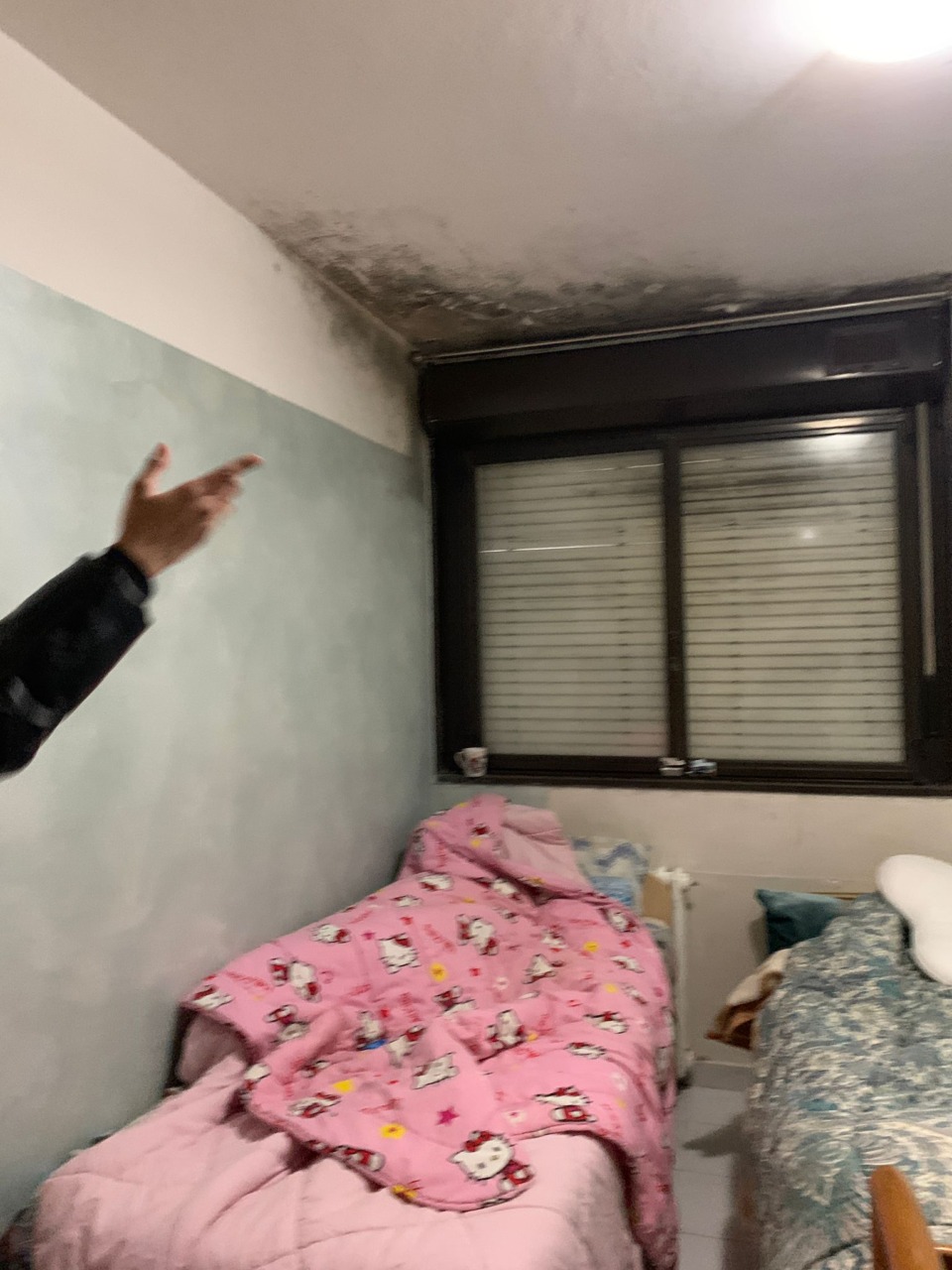 Case Aler da incubo: “Così non si può vivere”