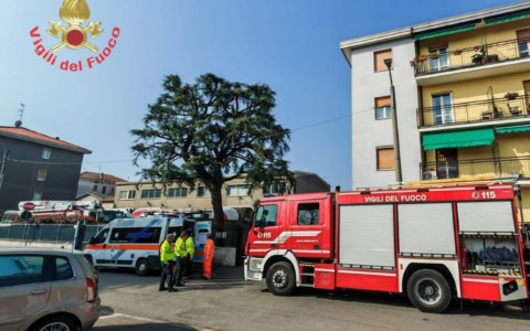 Incendio in casa, brucia un monopattino elettrico