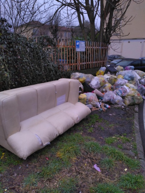 Rifiuti abusivi: 47 multe in due mesi