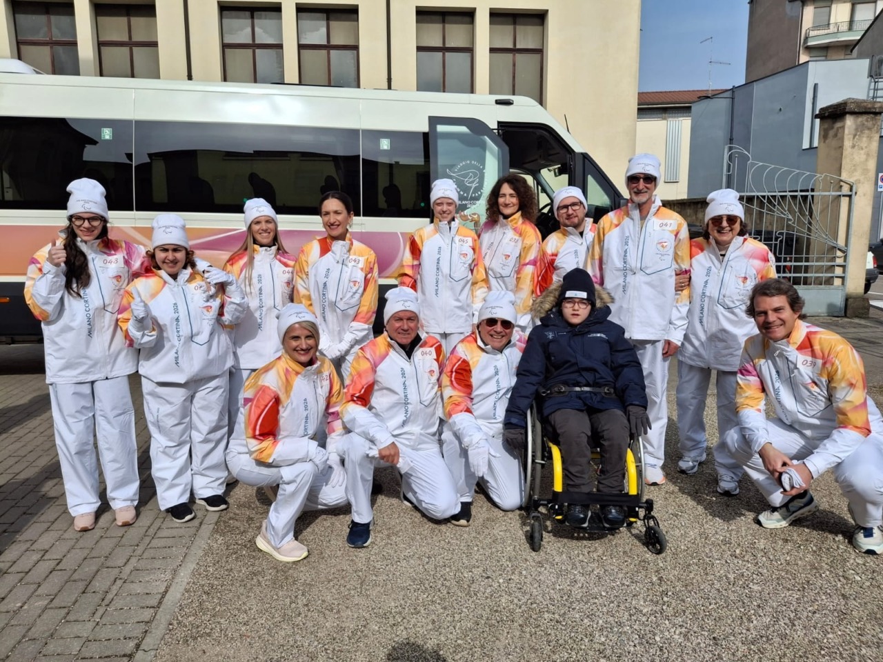 Nonni e nipote tedofori alle Paralimpiadi