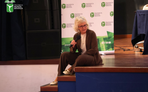 Scelte di vita e competenze scientifiche: studenti dell’Omnicomprensivo a lezione con Elena Cattaneo