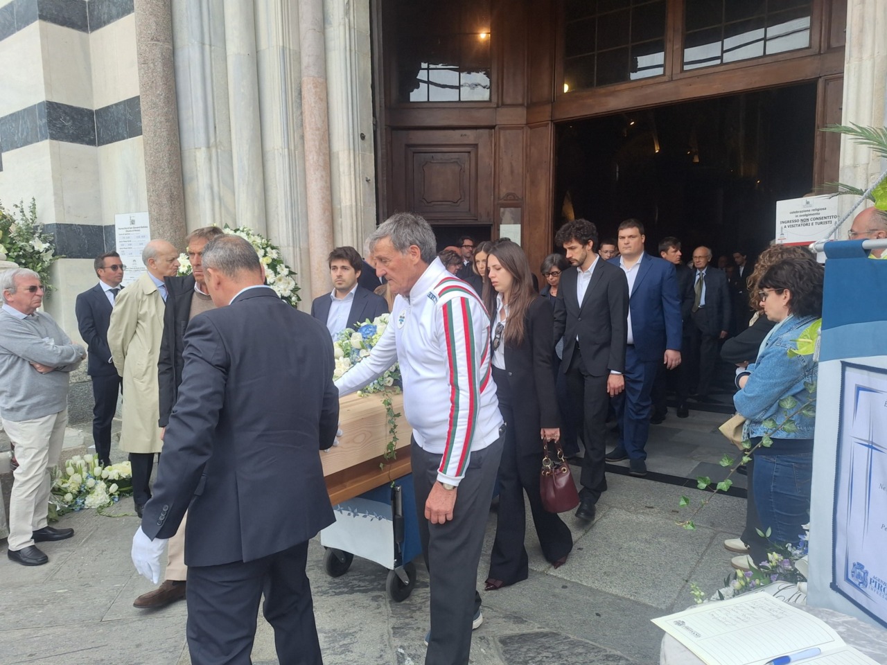 Monza dà l’addio al signor Colmar, il saluto con la Valanga azzurra