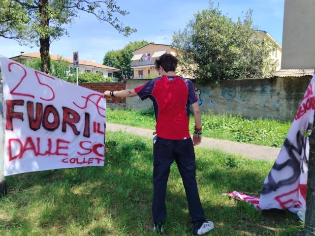 Distrutto lo striscione antifascista degli studenti. L’Anpi: “Atto vile”