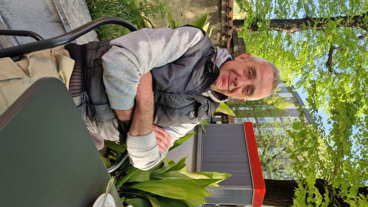 Dalla medaglia al Quirinale all’incidente che poteva costargli la vita: l’anima della Polstrada va in pensione