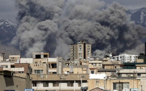 “Israele Stato terrorista, va annientato”: bufera sul post del segretario del circolo Pd