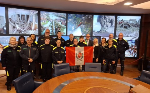 Anche Papa Leone benedice il cuore grande delle «Tute gialle» di Concorezzo