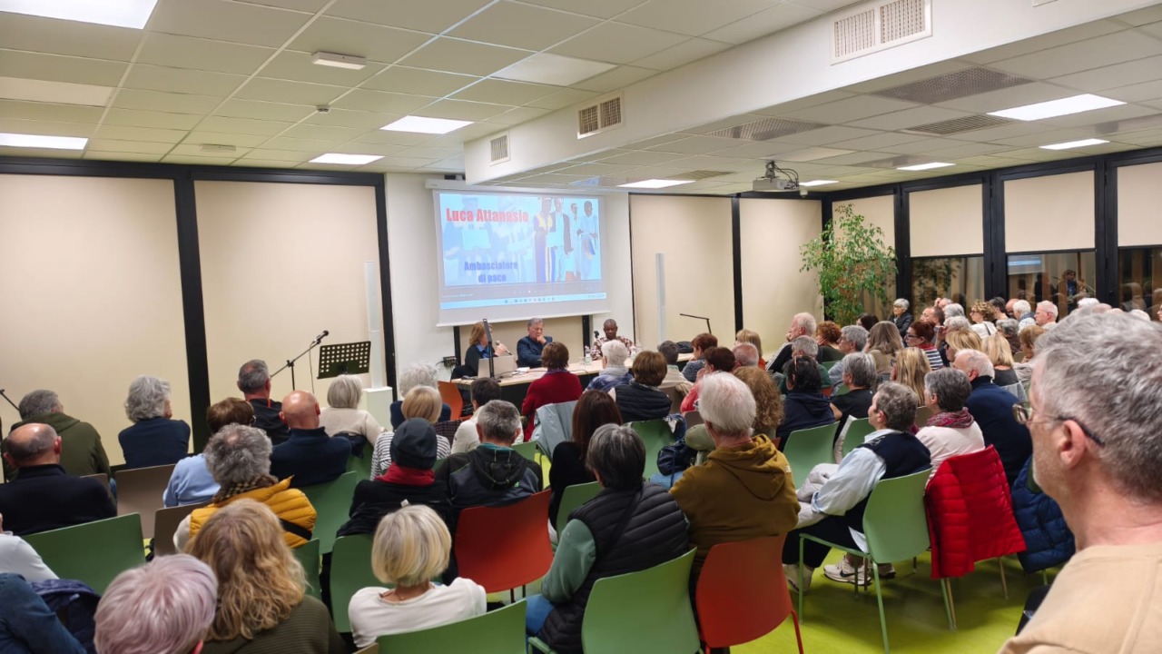 Successo per la serata in ricordo di Luca Attanasio