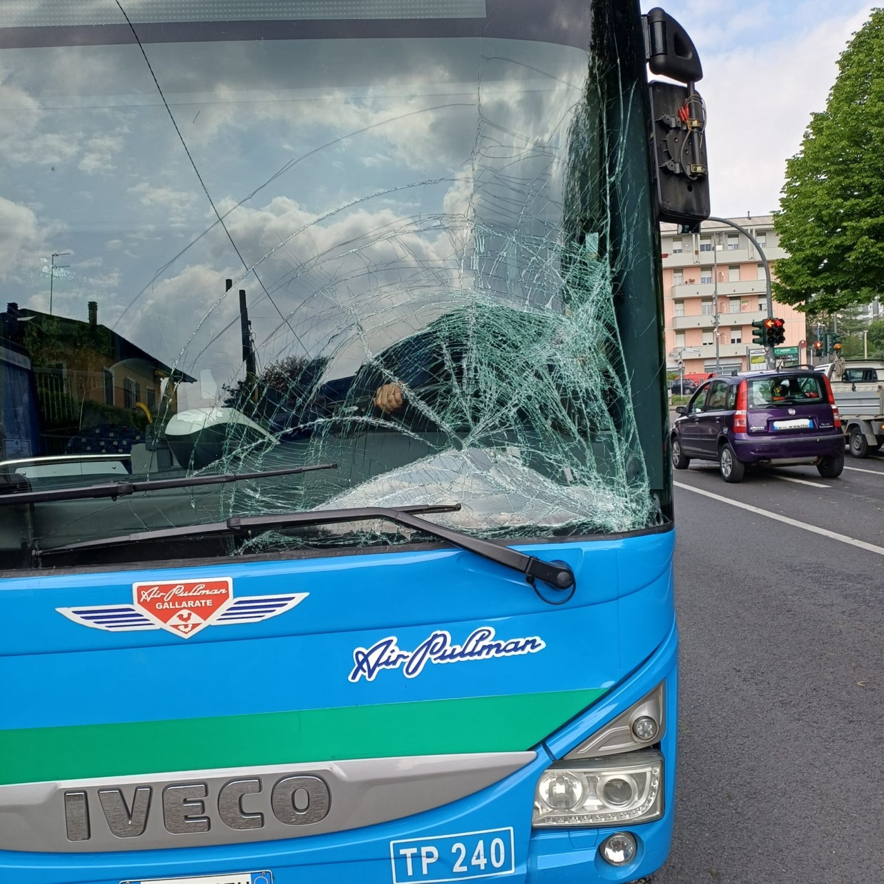 Incidente tra autobus  e monopattino in via Piave