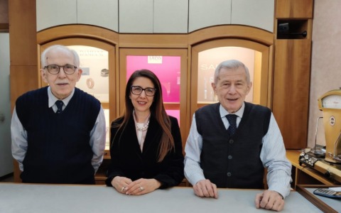 Chiude la storica Gioielleria Giacomini dei fratelli Miladino ed Elianello