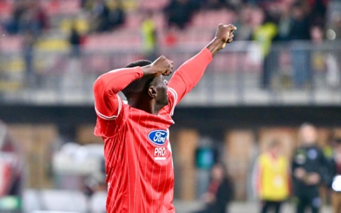 Monza – Bari in diretta: Obiang e Pessina piegano i pugliesi. I brianzoli  riconquistano il secondo posto, Serie A diretta nel mirino