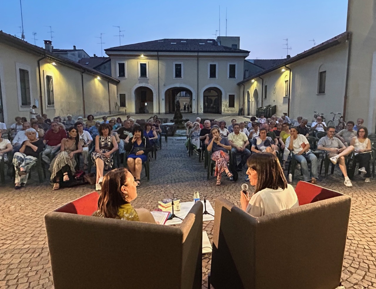 Torna la rassegna “Autori in Villa – Giallo & Dintorni”