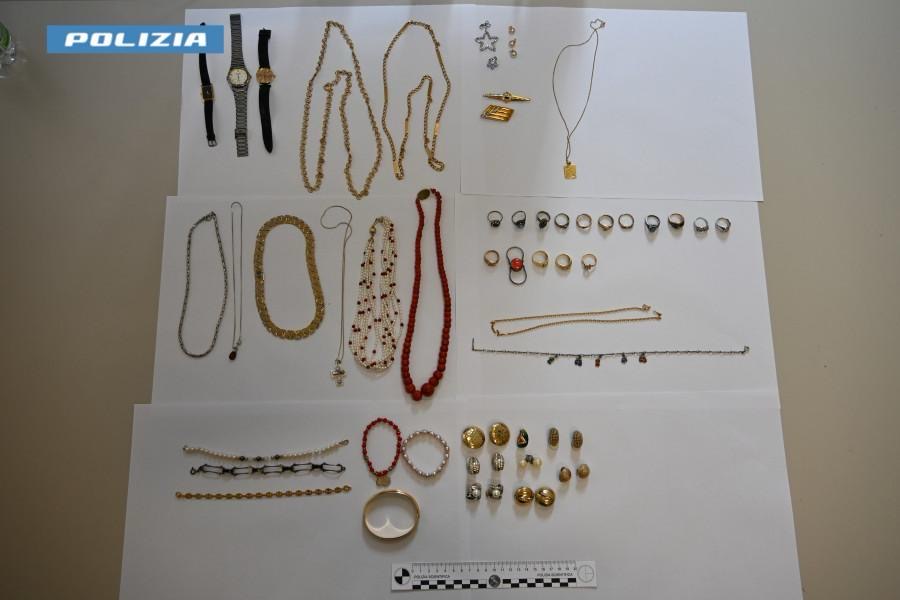 Finto Carabiniere sottrae 20mila euro di gioielli a un’anziana: arrestato