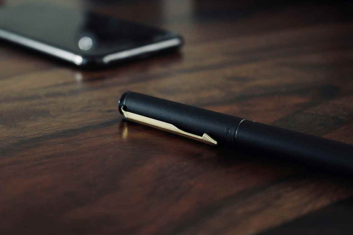 Penna a sfera e design italiano: quando la funzionalità incontra l’estetica