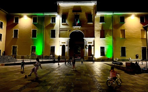 Menù senza glutine nelle scuole e Municipio illuminato di verde