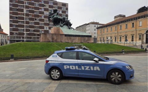 Aveva rubato una bicicletta e aggredito due agenti: arrestato
