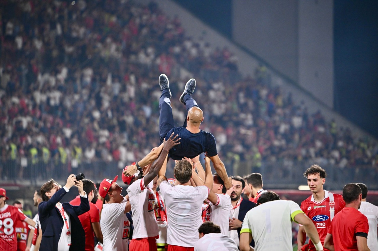 Monza – Catanzaro, la finale play-off: i biancorossi tremano (e perdono), ma festeggiano la promozione in Serie A. È festa all’U-Power Stadium!
