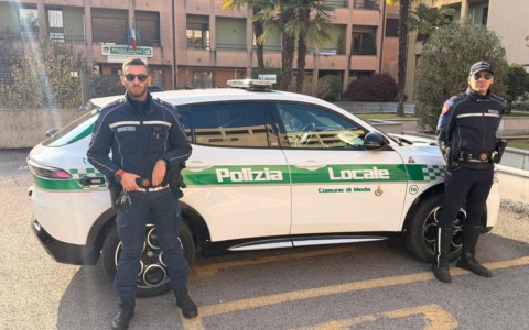 Controlli della Polizia Locale: veicoli sequestrati e multe per abbandono di rifiuti