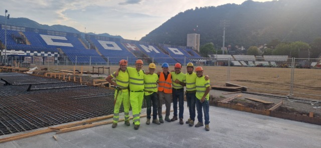 Giussano, ditta Francesco Molteni realizza la curva del Como Calcio