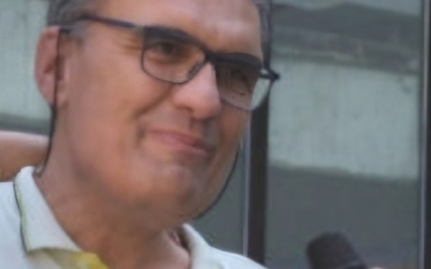 «Conflittualità» con personale  e Comune, dirigente scolastico trasferito