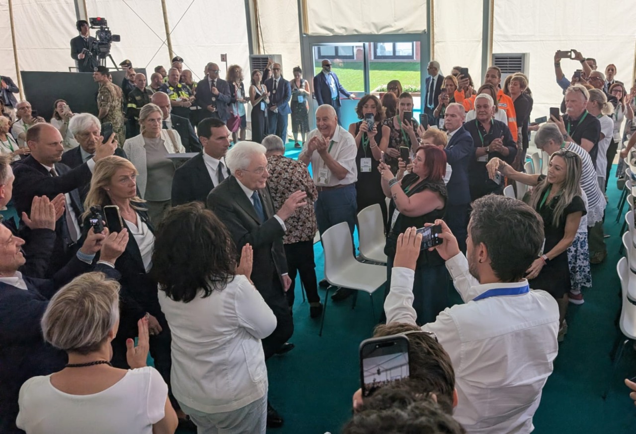 Seveso commemora i 50 anni dal disastro dell’Icmesa, arrivato il presidente Mattarella