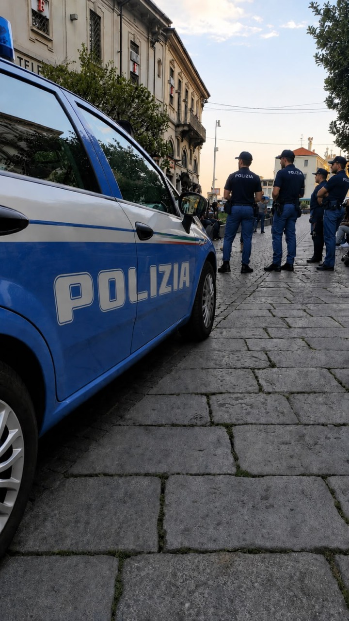 Resistenza e lesioni a pubblico ufficiale e illegittimo reingresso: due arresti