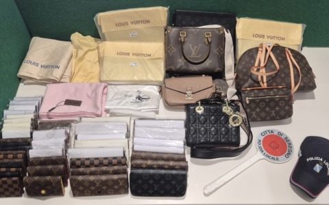 Vendeva abusivamente merce contraffatta, denunciato e sanzionato per 3mila euro