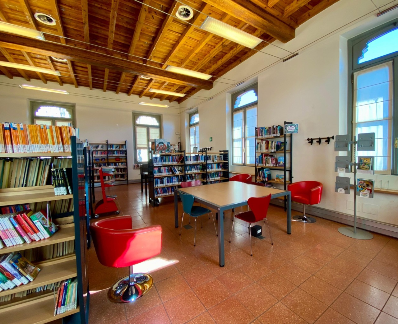 Concorezzo, la Biblioteca diventa un rifugio climatico per anziani e cittadini