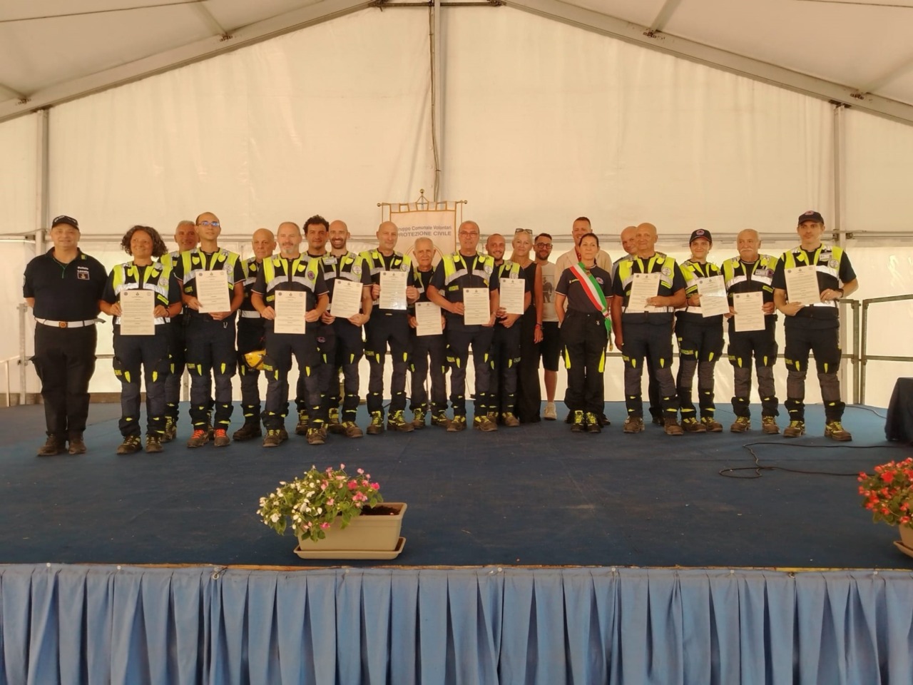 Premiati gli storici volontari di Protezione civile