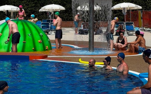 Piscina gratis per gli over 67 ad agosto in tre impianti