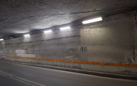 Lavori sui lampioni,  stanotte chiude il sottopasso