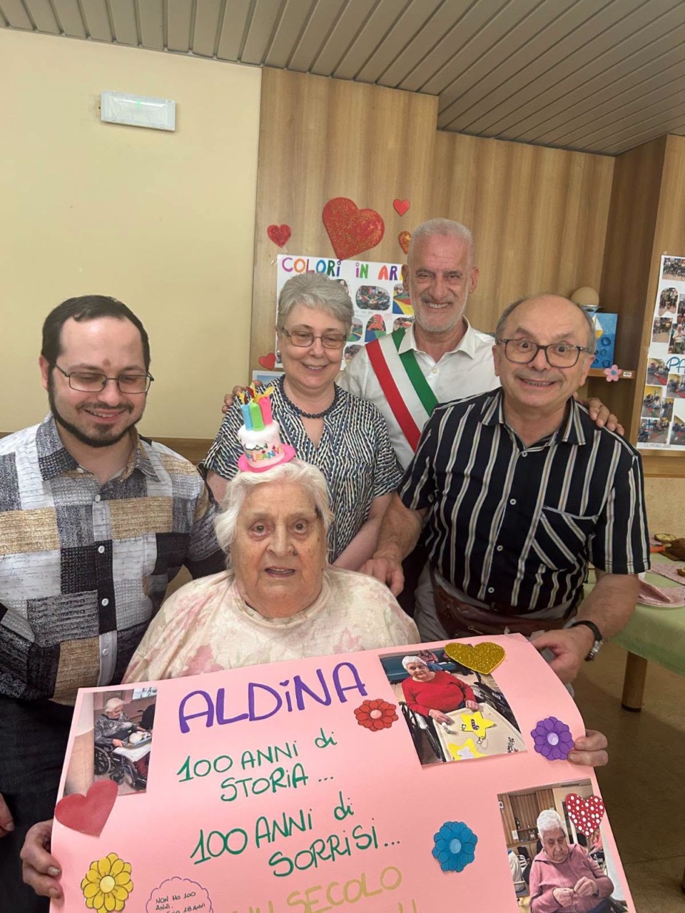 Nonna Aldina spegne cento candeline, gli auguri del sindaco e della città
