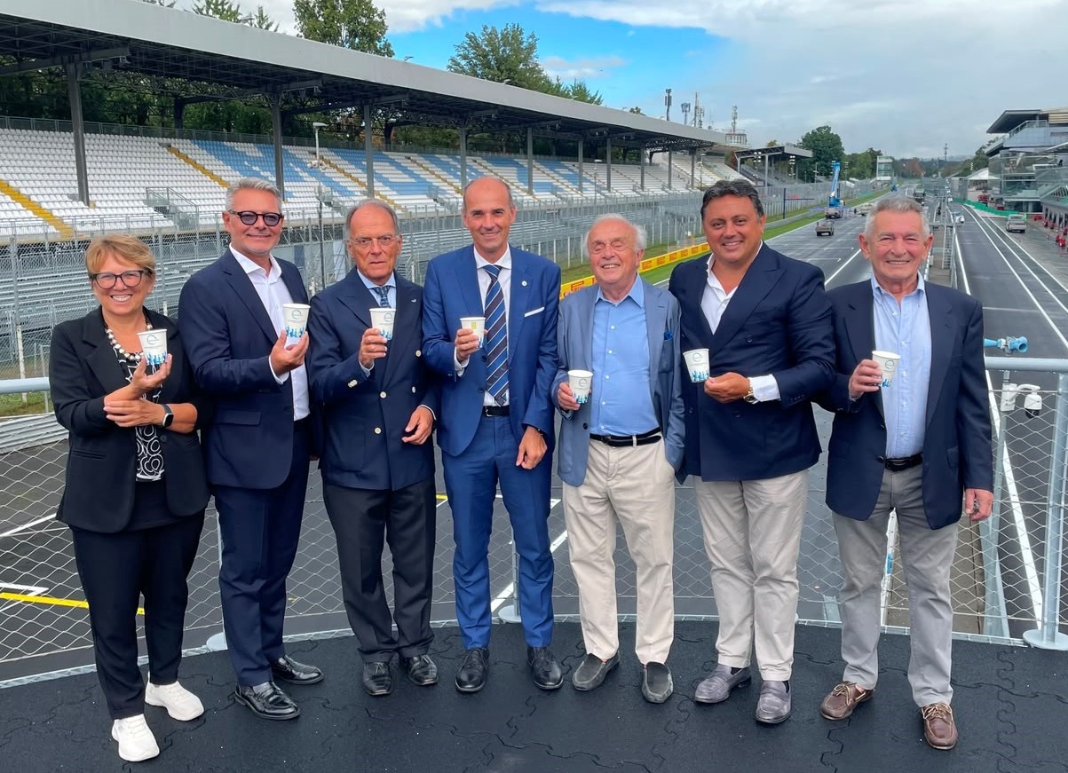 Acqua pubblica e meno plastica: al Gran Premio di Monza tornano i punti di erogazione di BrianzAcque