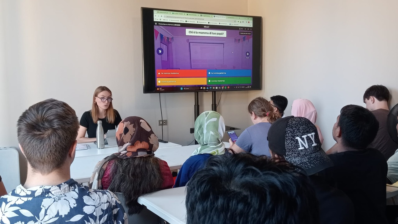 Villa Longoni si fa “scuola” per favorire l’inclusione dei richiedenti asilo in Brianza