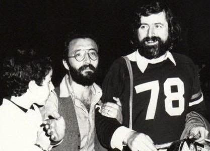 Il pensiero dell’ex sindaco Antonio Silva per Guccini, l’amicizia profonda e l’esibizione gratuita in paese nel 1978