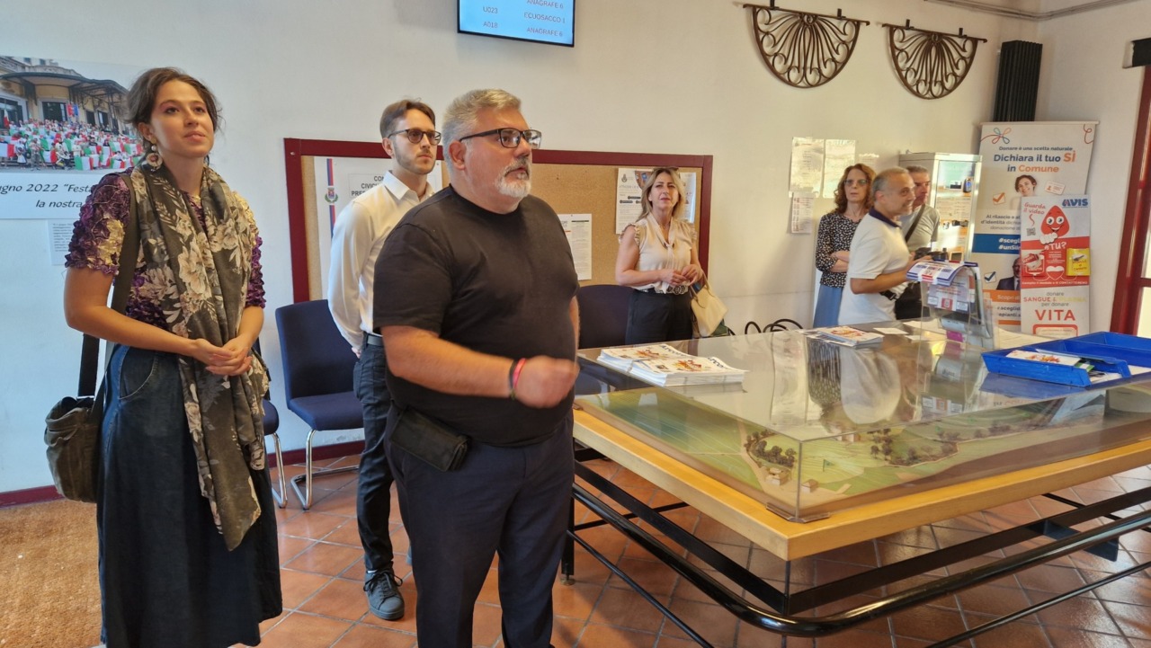 L’arte contemporanea svela la storia di Arcore: inaugurate le “Finestre sulla Cappella Vela”
